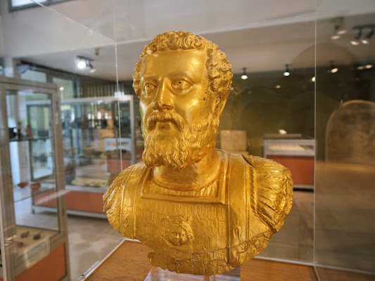 Αρχαιολογικό Μουσείο (Archaeological Museum)