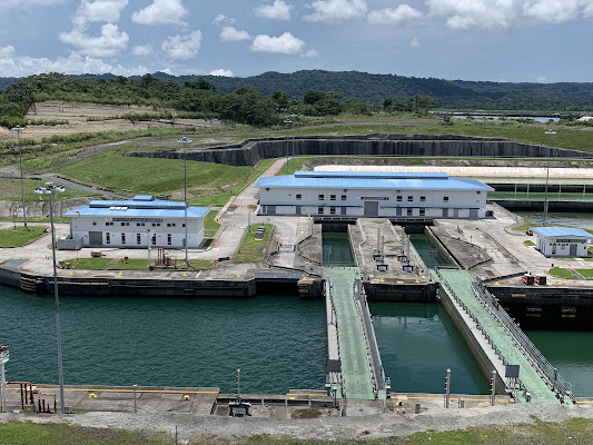 Agua Clara Locks Visitor Center