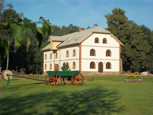 Ausekļu dzirnavas, Viesu nams, Brīvdabas muzejs