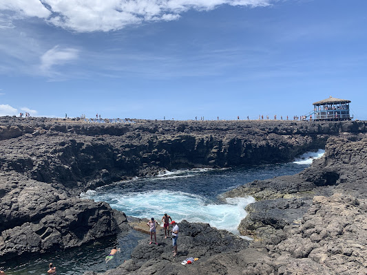 Buracona - Blue Eye Cave