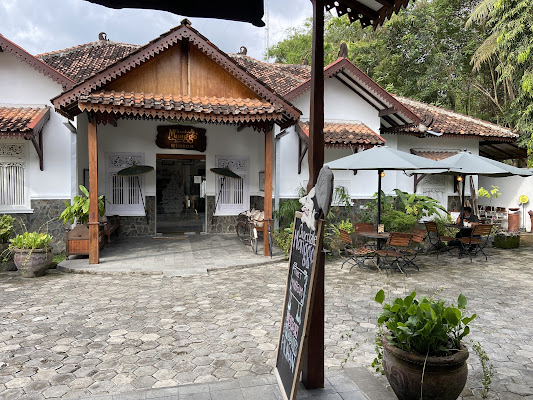 Chocolate Monggo Museum New Factory Store Kedai & Gelato