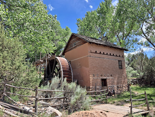 El Rancho de las Golondrinas