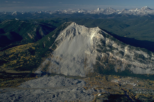 Frank Slide Interpretive Centre
