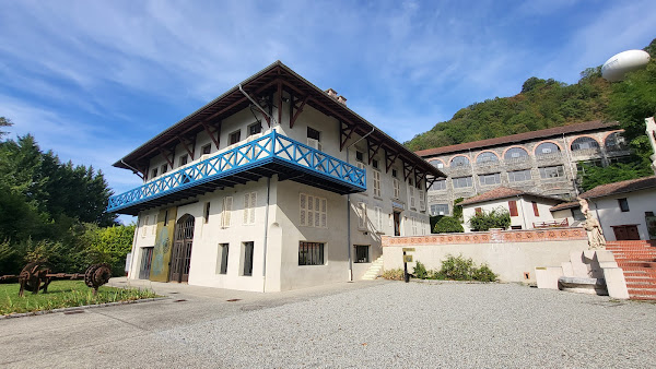 House Berges - White Coal Museum