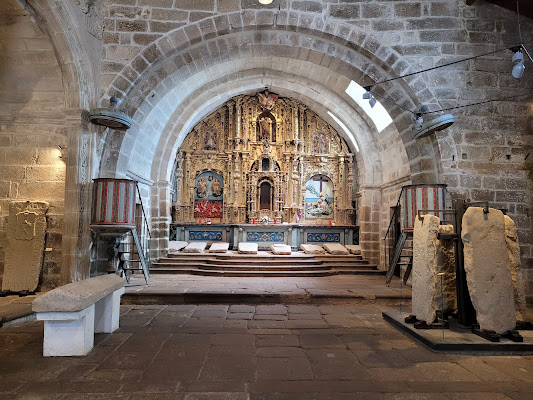 Iglesia de Santa María a Nova