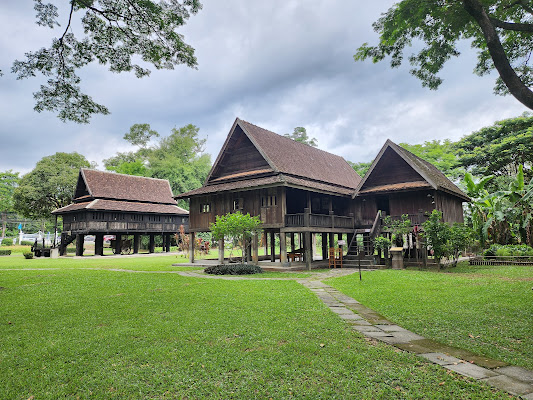 Lanna Traditional House Museum (CMULHM)