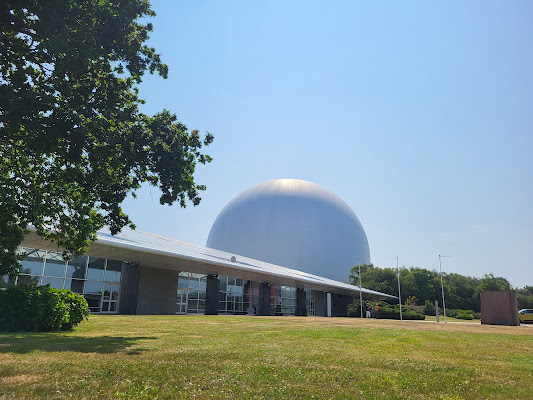 Le Radôme - Cité des Télécoms