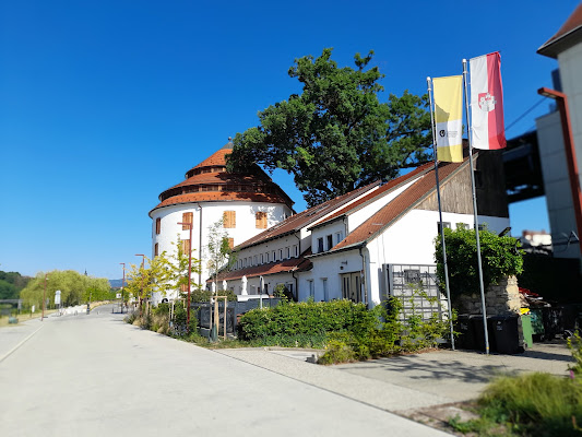 Minoritska cerkev s samostanom