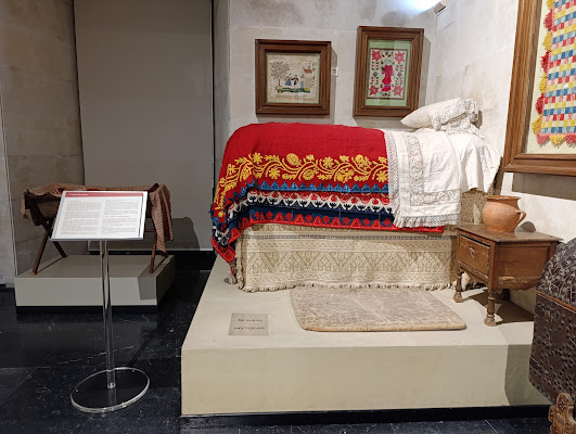 Museo Etnográfico Textil Pérez Enciso de Plasencia