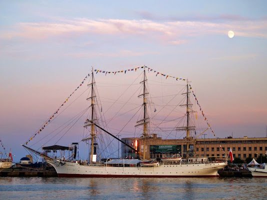 Museum Ship "Dar Pomorza"