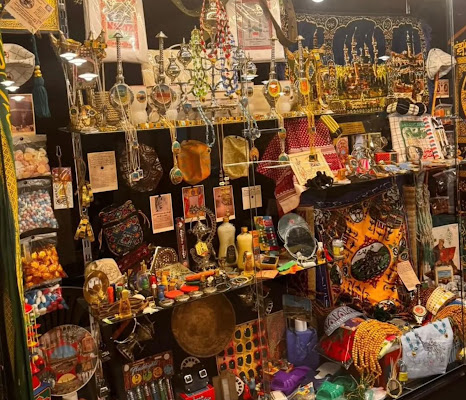 Nawader Pieces of Antiques & Heritage