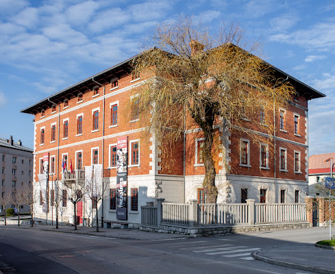 Notranjski muzej Postojna