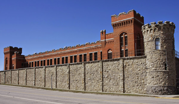 Old Montana Prison & Auto Museum Complex