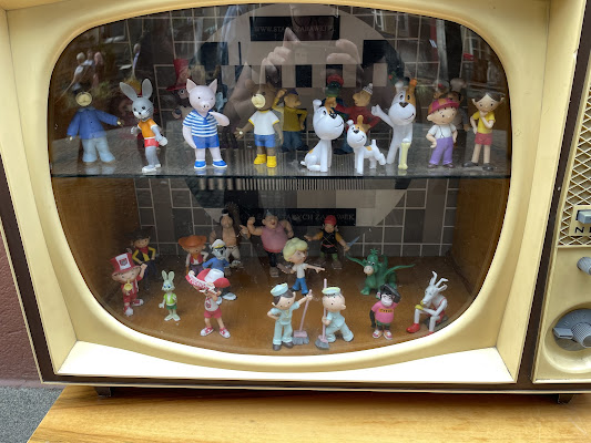 Old Toy Gallery