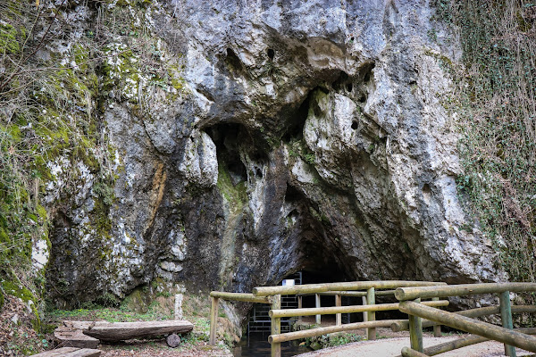 Pekel Cave