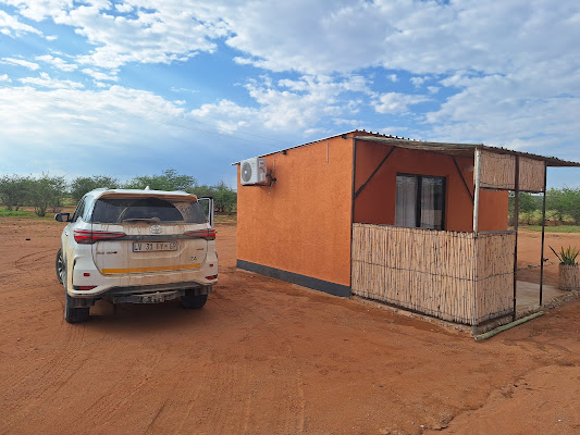 Petrified Forest Restcamp & San Living Museum