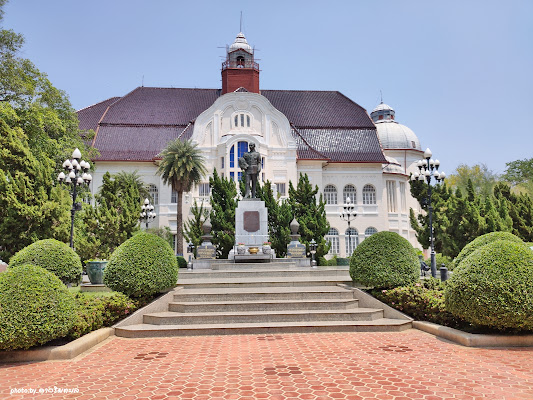 Phra Ram Ratchaniwet (Wang Ban Puen)