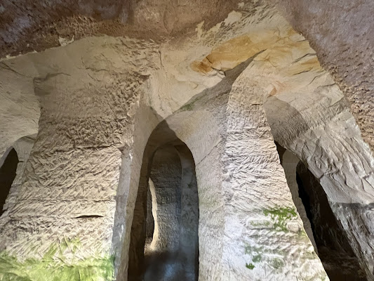 Piusa Cave Museum