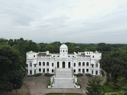 Tajhat Palace