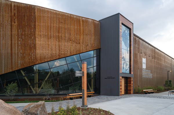 The Canadian Canoe Museum