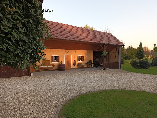 VINOGRADNIŠKI IN KMEČKI MUZEJ