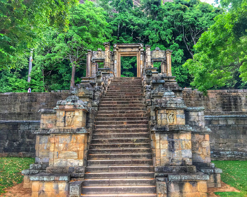 Yapahuwa Rock Fortress